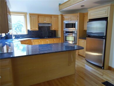 5 Blackberry Ln, Saco, ME 04072 - photo 2