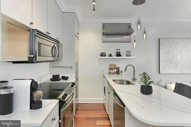 1121 24th St NW unit 303, Washington, DC 20037 - photo 2