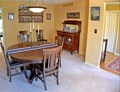 Living or Dinning Room