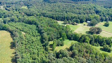 482 Hooper Rd, Commerce, GA 30530 - photo 4