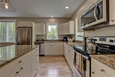 207 Hartness Way unit 5328, Hartford, VT 05001 - photo 7