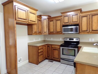 402 Apple Blossom Trail, Shelbyville, TN 37160 - photo 5