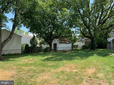 111 Polk Dr, Manassas Park, VA 20111 - photo 3