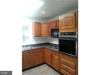 54 Club House Dr, Willingboro, NJ 08046 - photo 5