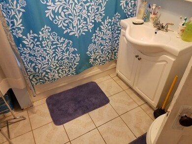 1722 Melrose Ave, Waukegan, IL 60085 - photo 6