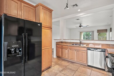 12-Kitchen