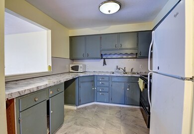 45 Oval Rd unit 32, Quincy, MA 02170 - photo 5