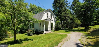 1 Midgley Ln, Phoenixville, PA 19460 - photo 2