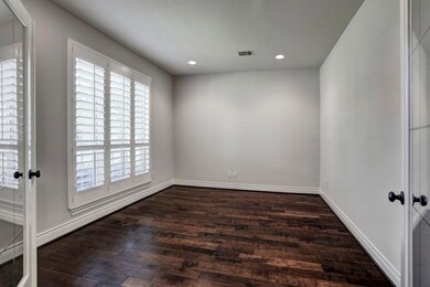 1706 Libbey Dr, Houston, TX 77018 - photo 5