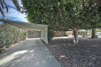 4911EFairmont003