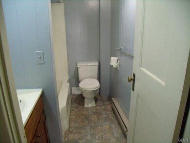 1917 W Allen St unit 1, Allentown, PA 18104 - photo 7