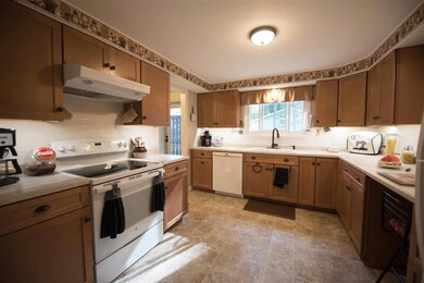 12 Amoskeag Rd, Concord, NH 03301 - photo 4