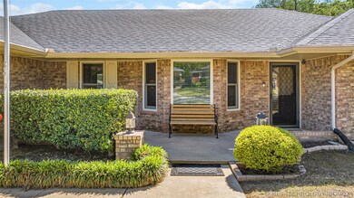 808 Ridgecrest St, Ardmore, OK 73401 - photo 3