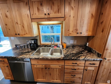 5071 S Escondido St, Salt Lake City, UT 84117 - photo 2