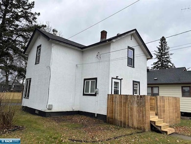 2530 2nd Ave E, Hibbing, MN 55746 - photo 3