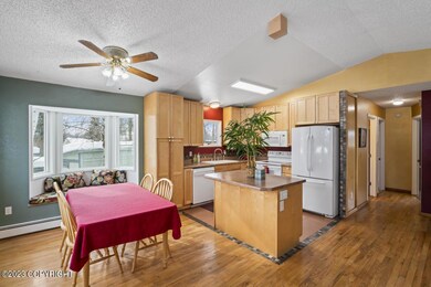 3141 Kenwood Cir, Anchorage, AK 99504 - photo 6