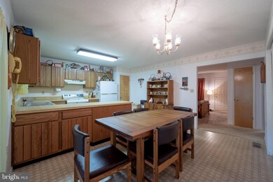 760 Ocean Pkwy, Berlin, MD 21811 - photo 5