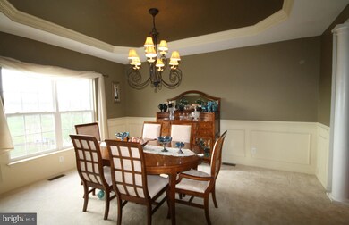 835 Shannon Dr N, Greencastle, PA 17225 - photo 5