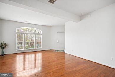 2531 Eastbourne Dr unit 252, Woodbridge, VA 22191 - photo 4