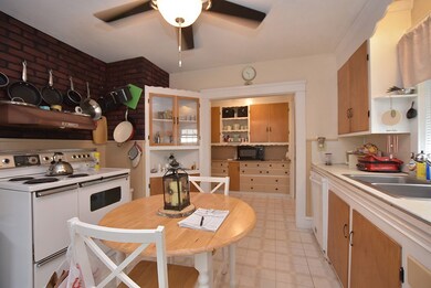 23 Elkland Rd, Warwick, RI 02886 - photo 4