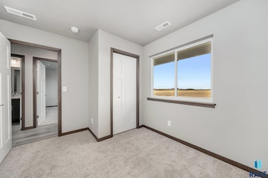 6704 E Thimbleweed St, Sioux Falls, SD 57110 - photo 3