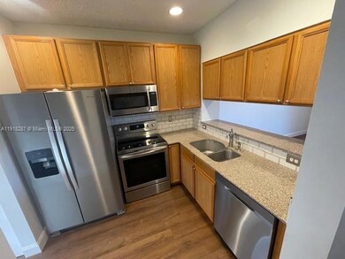 4938 Palmbrooke Cir, West Palm Beach, FL 33417 - photo 4