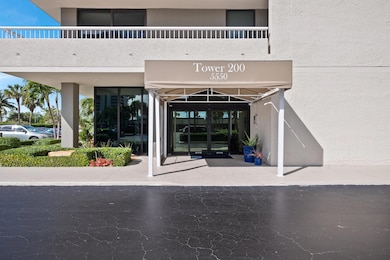 Water Glades unit 9D, Riviera Beach, FL 33404 - photo 4