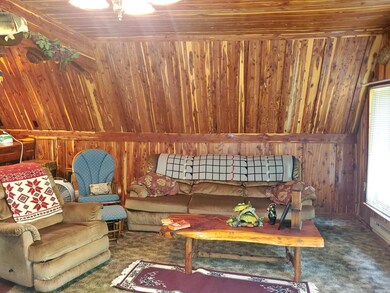Family room 2