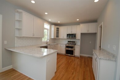 196 Brookview Dr unit 4, Hooksett, NH 03106 - photo 4