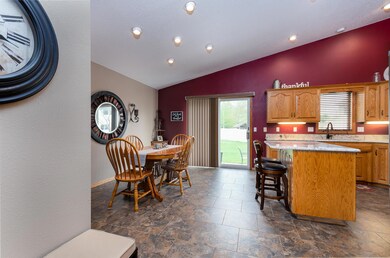 25 Kitchen