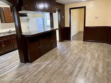 Kitchen/Dining