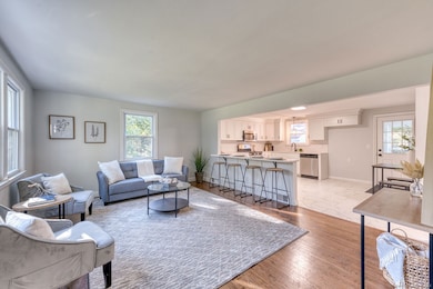 29 Mine Rd, Bristol, CT 06010 - photo 5