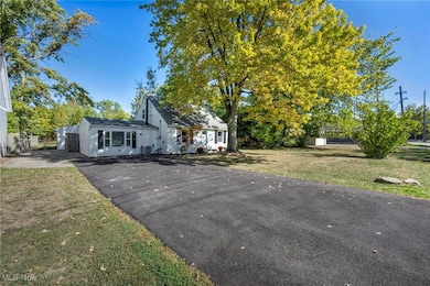 7325 Adkins Rd, Mentor, OH 44060 - photo 2