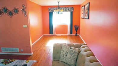 1146 Crest Ct, Schaumburg, IL 60193 - photo 4