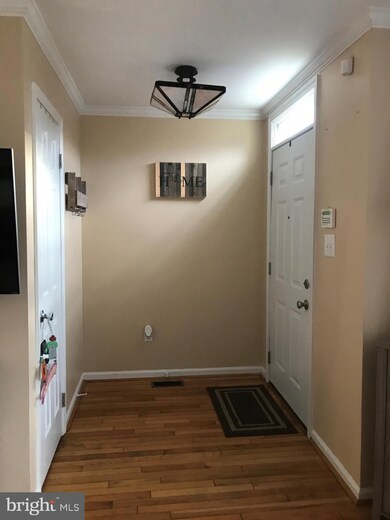 9383 Breamore Ct, Laurel, MD 20723 - photo 2