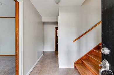 10340 Hollyberry Dr, North Chesterfield, VA 23237 - photo 2