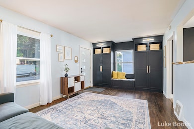 723 Powers Ave NW, Grand Rapids, MI 49504 - photo 6