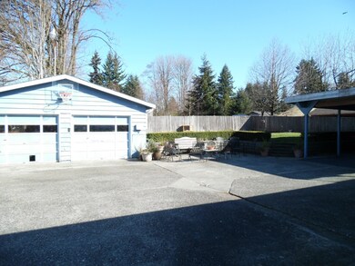 431 216th St SW, Bothell, WA 98021 - photo 3