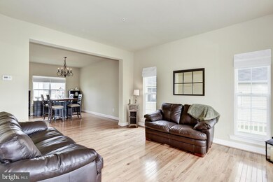 7604 Greenstable Gate Ln, Laurel, MD 20707 - photo 5