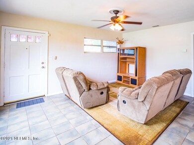 8926 Joseph Ct, Jacksonville, FL 32216 - photo 5