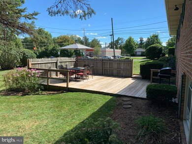 271 Park Ave, Mount Joy, PA 17552 - photo 6