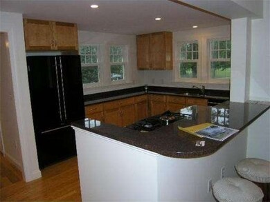 44 Pettee St, Newton Upper Falls, MA 02464 - photo 4