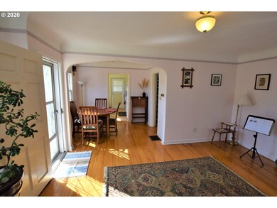 290 NE 3rd Ave, Canby, OR 97013 - photo 3