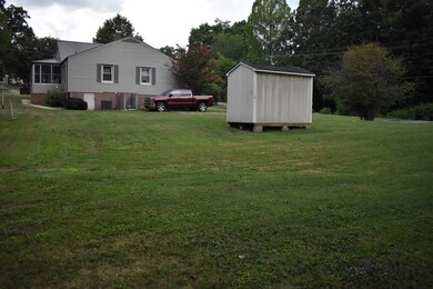 514 N Fir Ave, Siler City, NC 27344 - photo 6