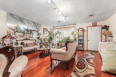 977 E 179th St, Bronx, NY 10460 - photo 6