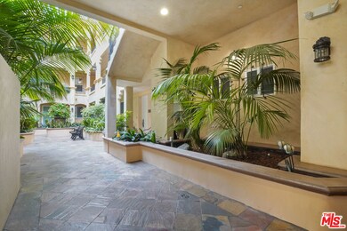 16123 W Sunset Blvd unit 202, Pacific Palisades, CA 90272 - photo 6