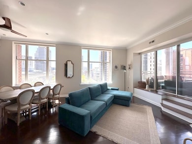 07-Living Room
