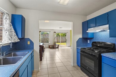 1314 Bridle Path, Rosenberg, TX 77471 - photo 3