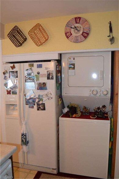 Washer/Dryer on first floor and also Laundry in lo