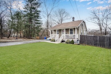 182 Wrentham Rd, Springfield, MA 01119 - photo 4